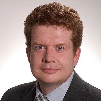 Portraitfoto von Steffen Gießmann